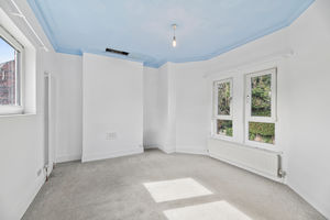 Bedroom- click for photo gallery